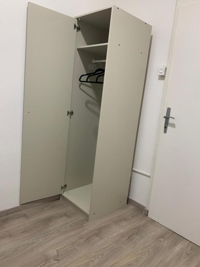 Private Rooms Belgrade Hostel ภายนอก รูปภาพ